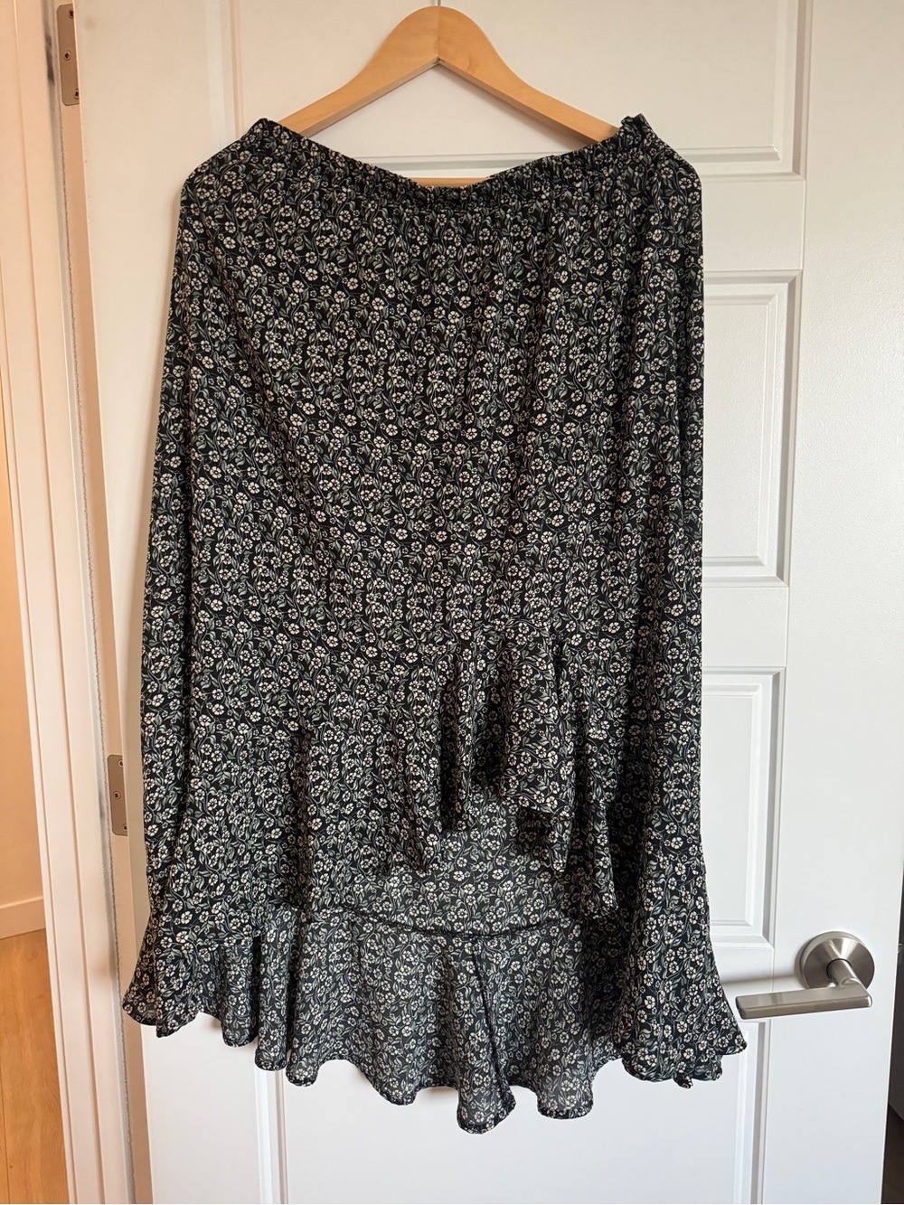Black Floral Ruffle Hem Women's Skirt